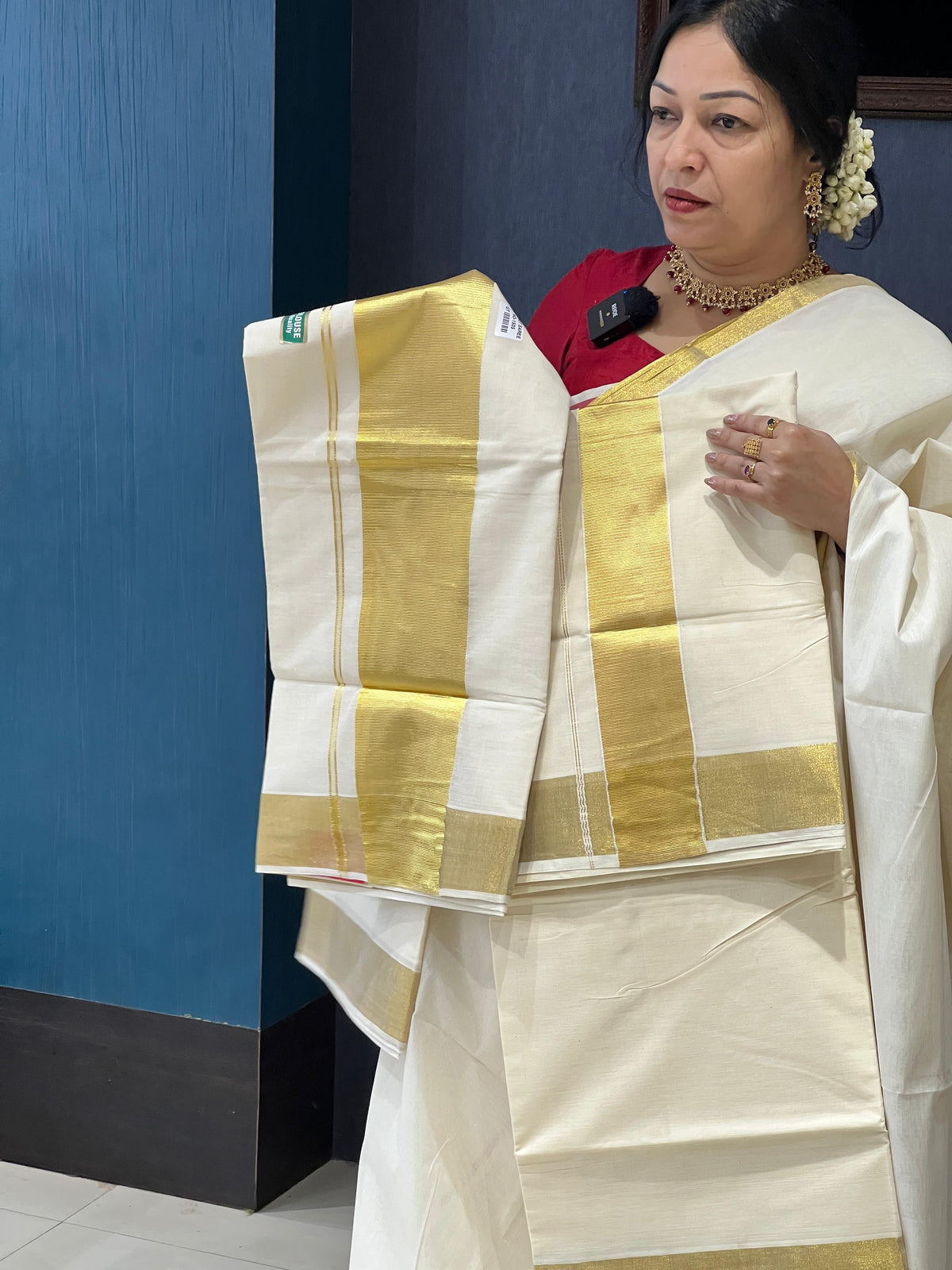 KERALA SAREE - Handloom  5/ Inch  Cotton  - Search code 7012