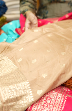 Running Material  -Ivory color Search code 7964