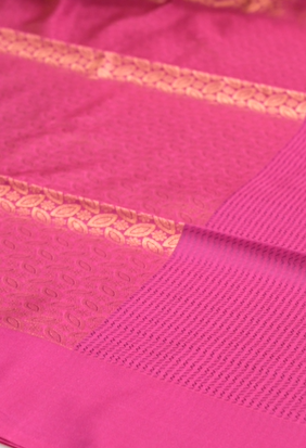 Semi Silk Saree -Vadamali  color Search code 6436