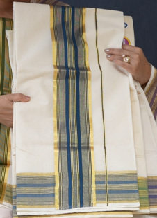 KERALA  SAREE  - Golden Torques blue color -Cotton Search code 3025