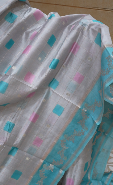 Banarasi sarees -  Blue color Search code 8306