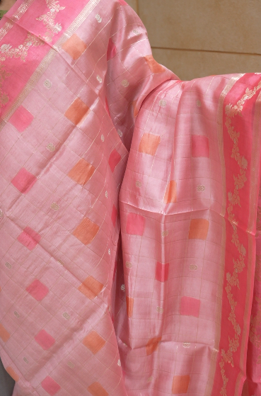 Banarasi sarees -  Peach Pink color Search code 8308