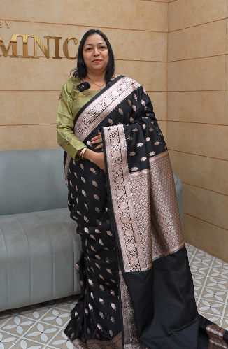 Banarasi sarees - Green color Search code 8312