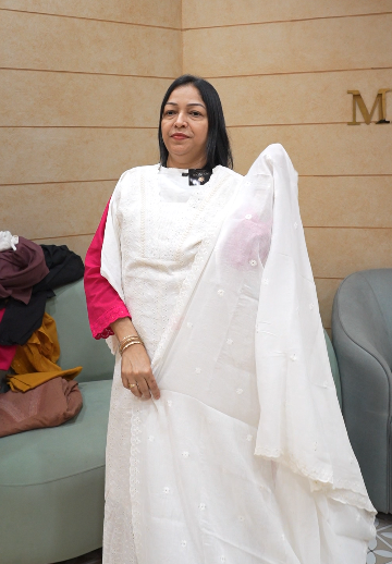 Salwar suit set-Off white  shade Search code 6354