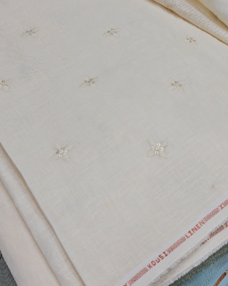 Running Material  - Cream  Search code 6827