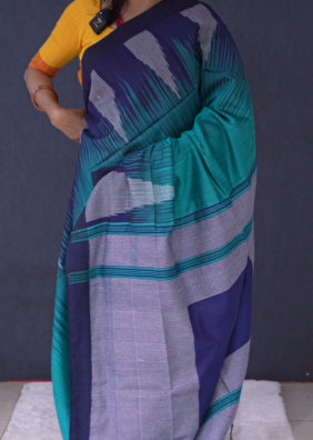 Cotton  Saree- Peacock blue to Blue   shade Search code 7415