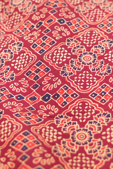 RUNNING MATERIAL - cambric cottan Ajark print  Search code 5207