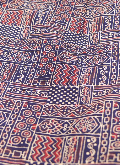 RUNNING MATERIAL - cambric cottan Ajark print  Search code 5216