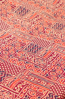 RUNNING MATERIAL - cambric cottan Ajark print  Search code 5230