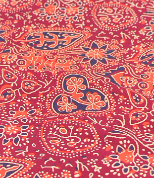 RUNNING MATERIAL - cambric cotton maroon color Ajark print  Search code 5242