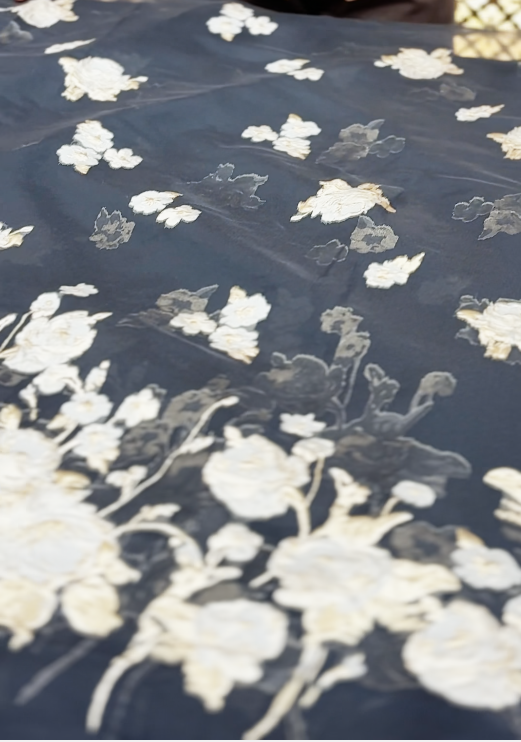 ORGANZA RUNNING MATERIAL -black and gold  Search code 2224