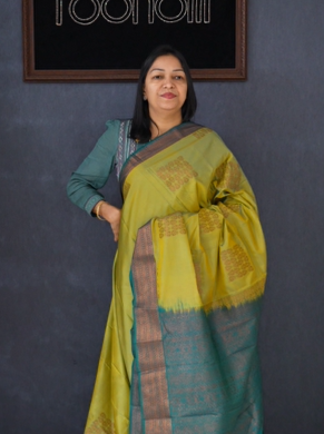 Semi Silk Saree - Parrot green to green  Search code 1553