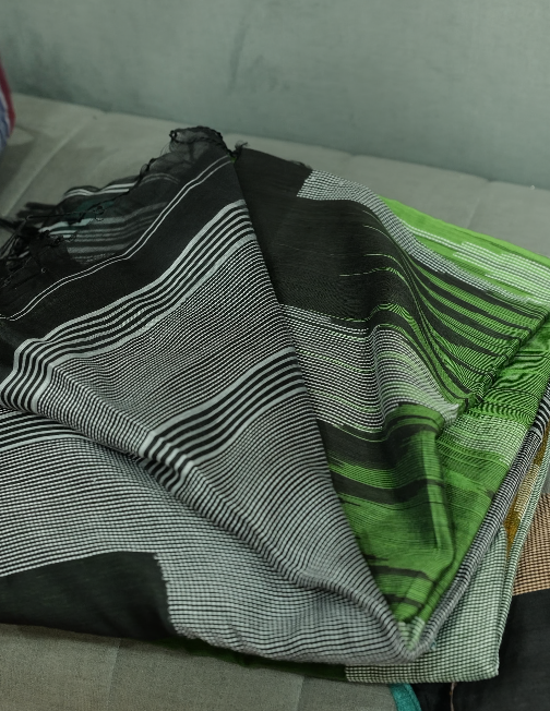 JUTE LINEN SAREE  - green color Search code 9995