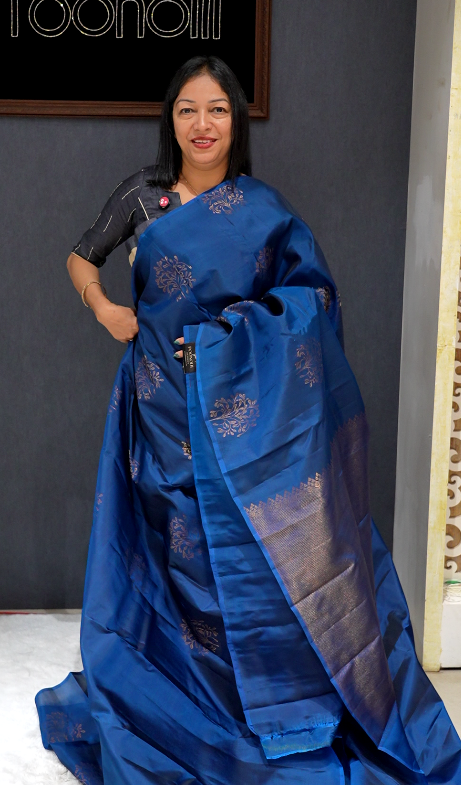 Kanchipuram Soft Silk Saree -Blue shade  Search code 4911