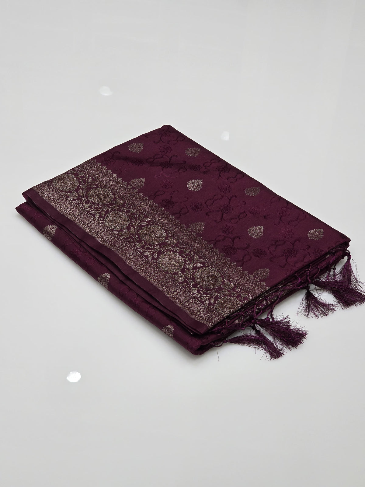 Banarasi sarees - Maroon color Search code 7202