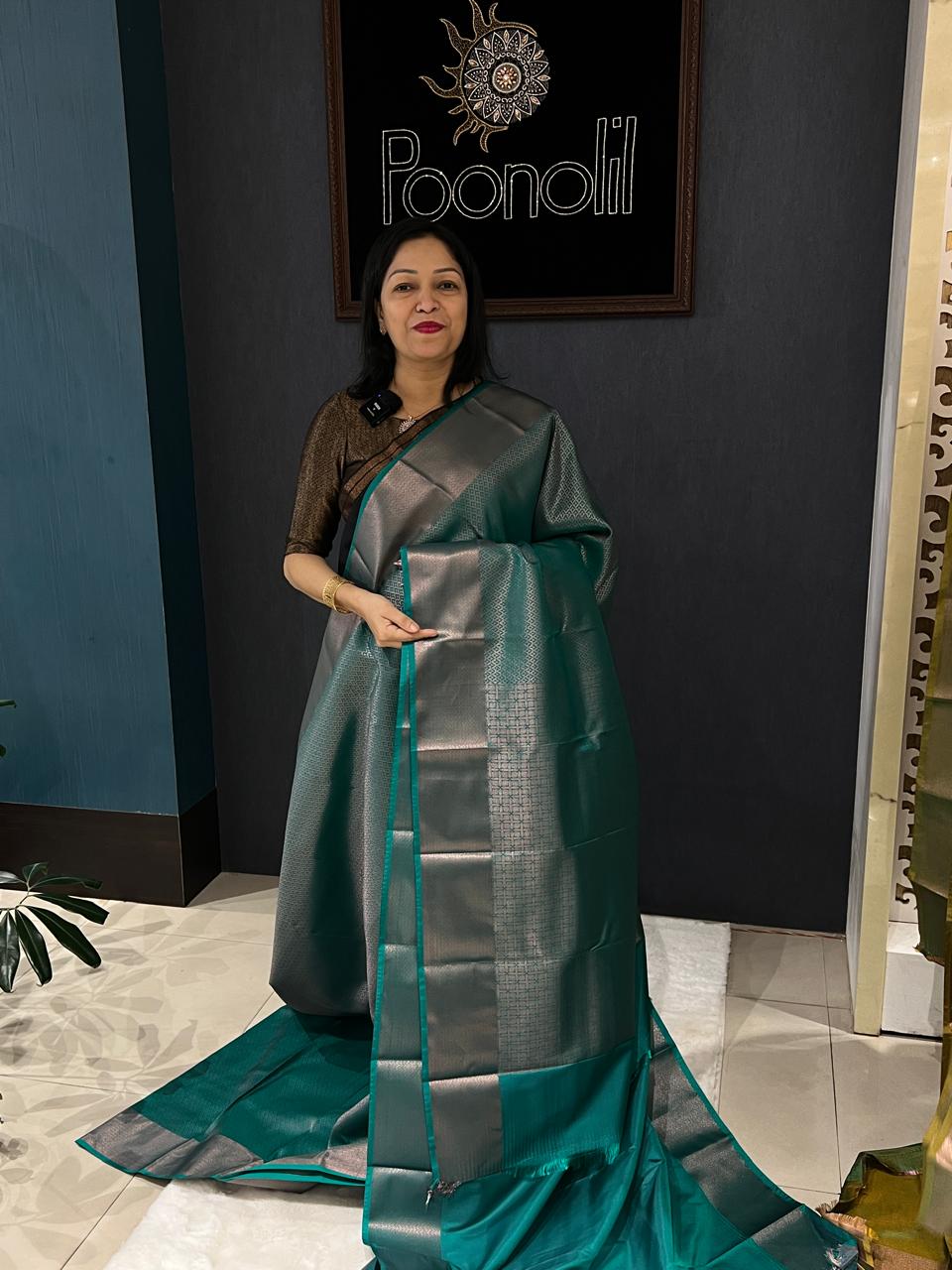 BROCADE SAREE-Peacock green Search code 6205