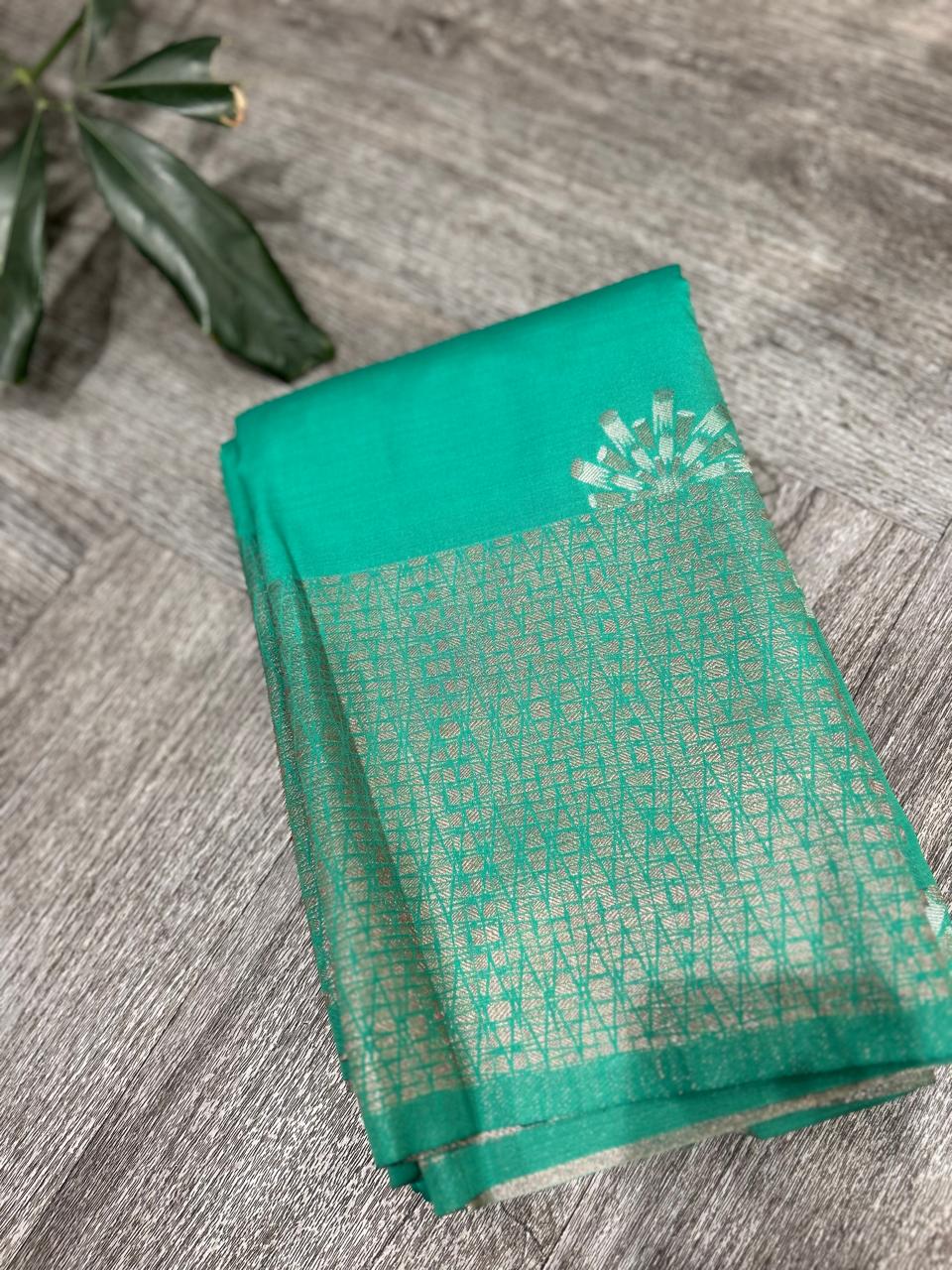 KANCHIPURAM PURE MIX SAREE -Green shade Search code 6011