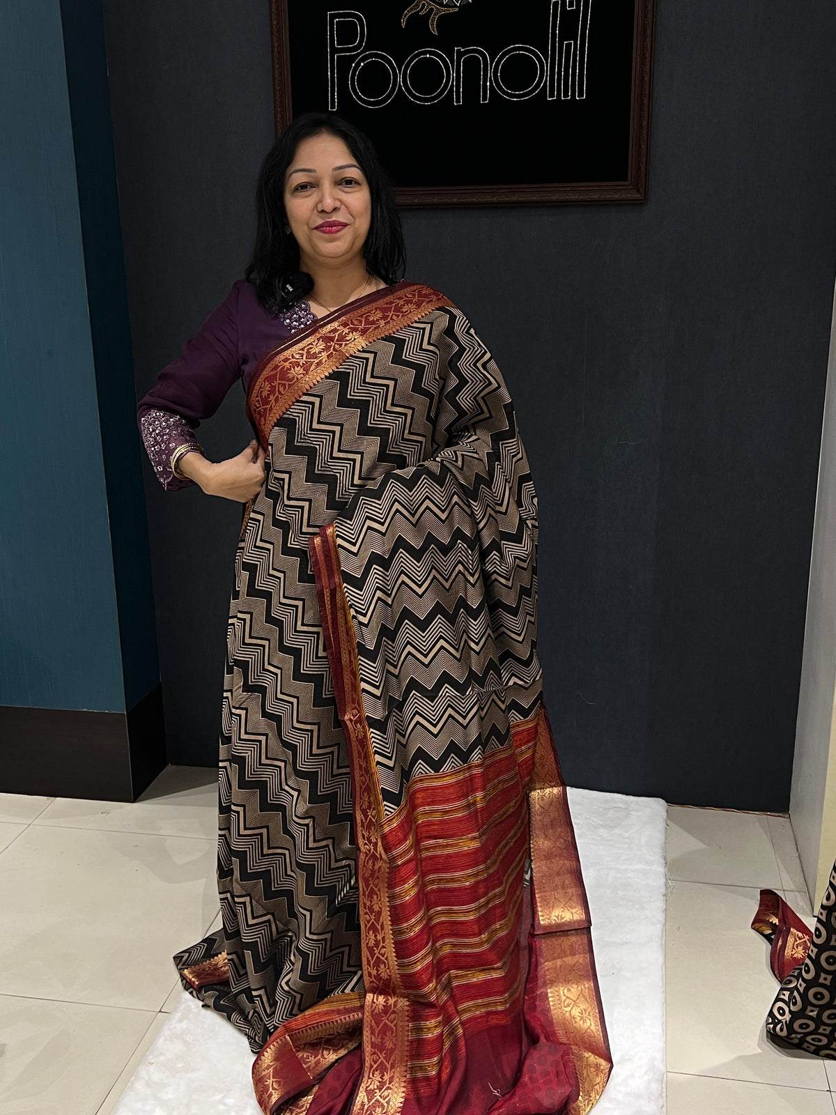 Chanderi saree  - Black to Maroon color Search code 3071