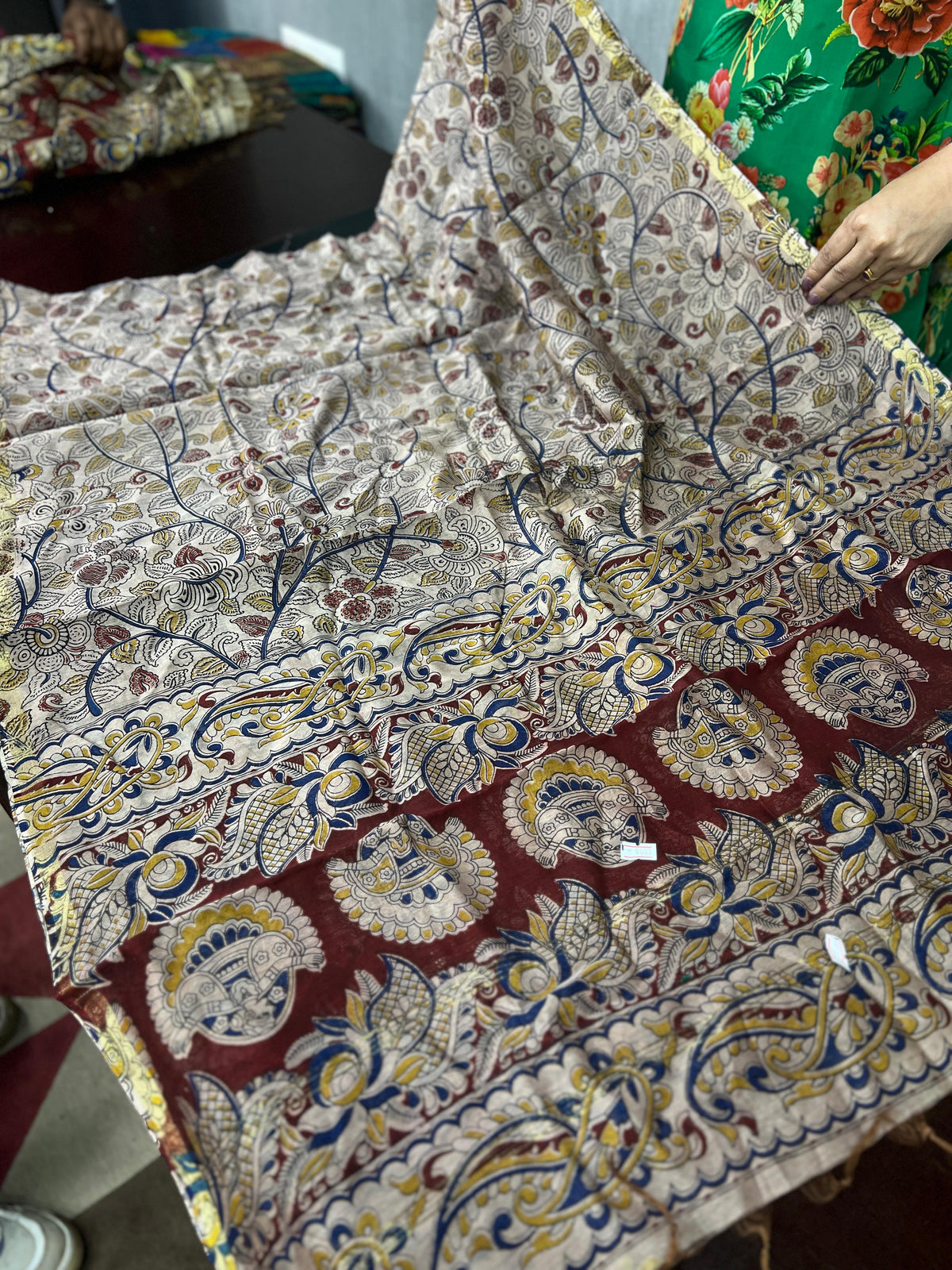 kalamkari print dupatta  - Maroon shade Search code 5100