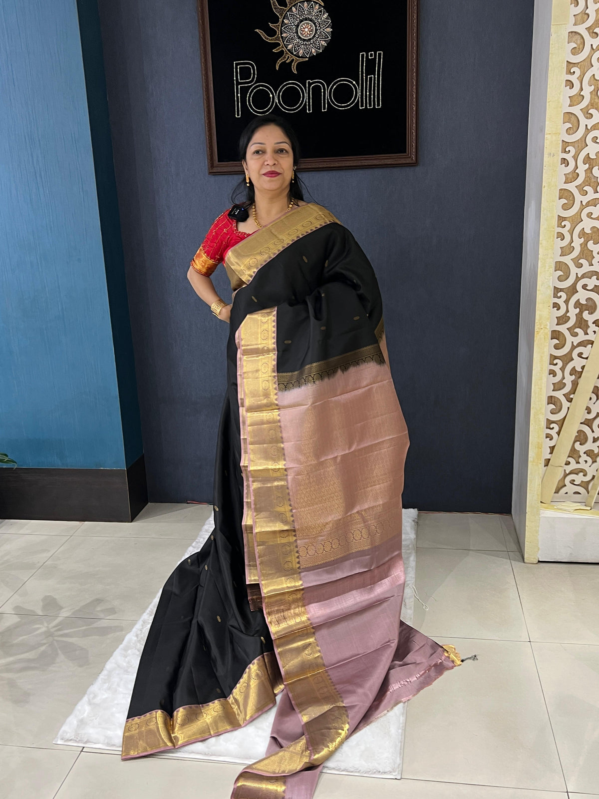 KANCHIPURAM SAREE -Black to Dusty Lavender shade Search code 1426