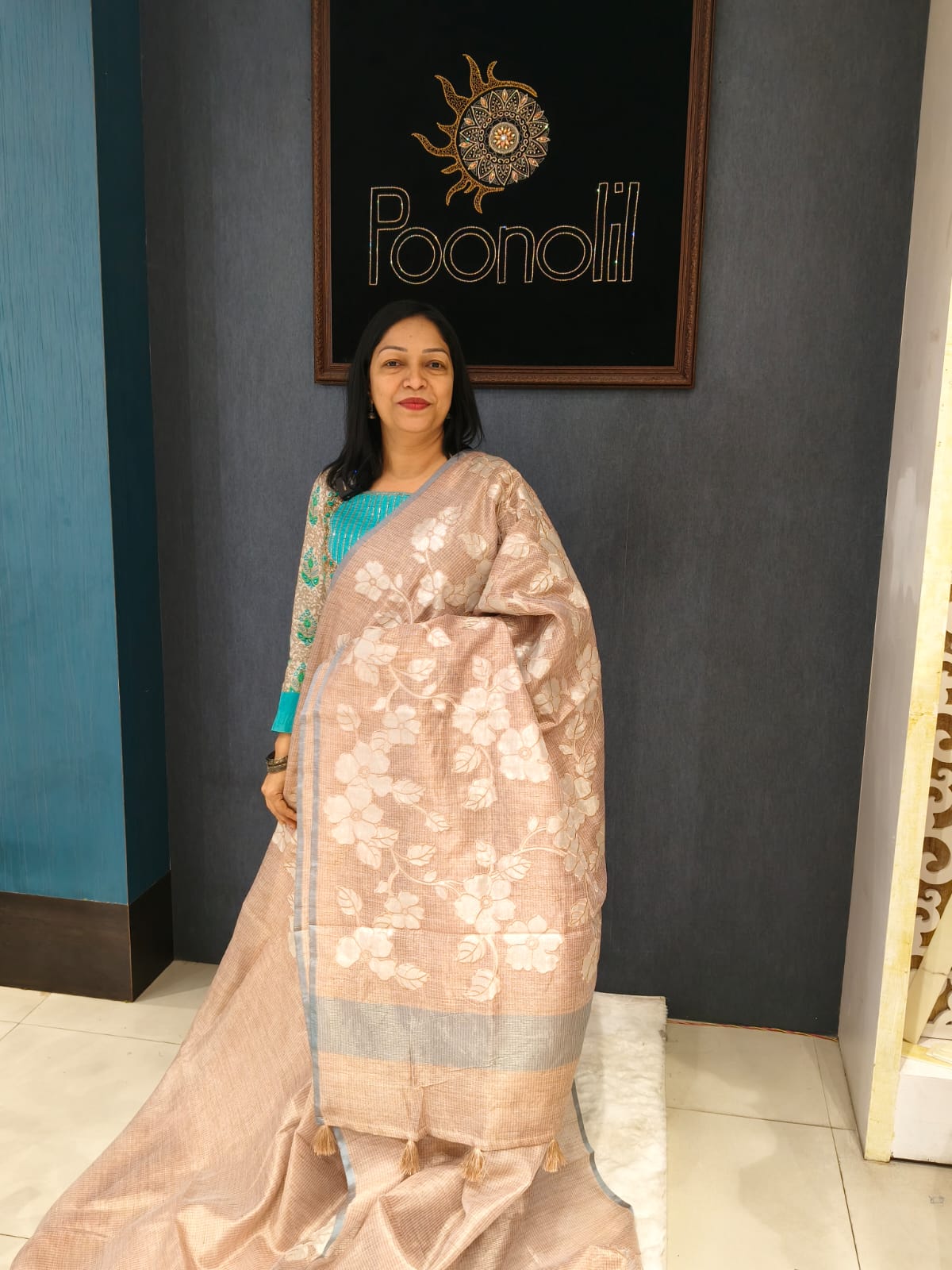 Banarasi Silky  Cotta check Saree - Peach pink and Gray  color Search code 2132
