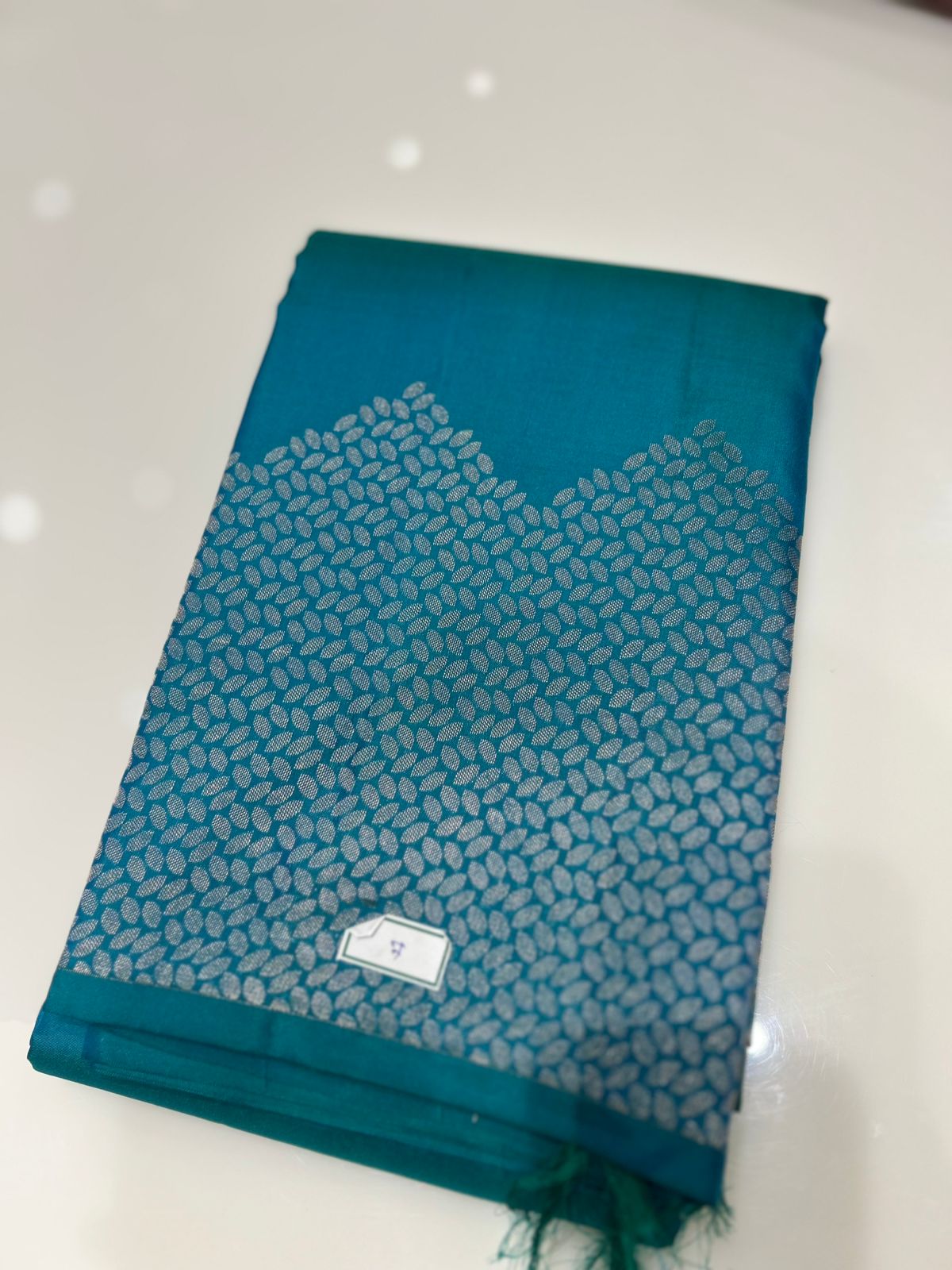 KANCHIPURAM SAREE -Peacock blue shade Search code 6313