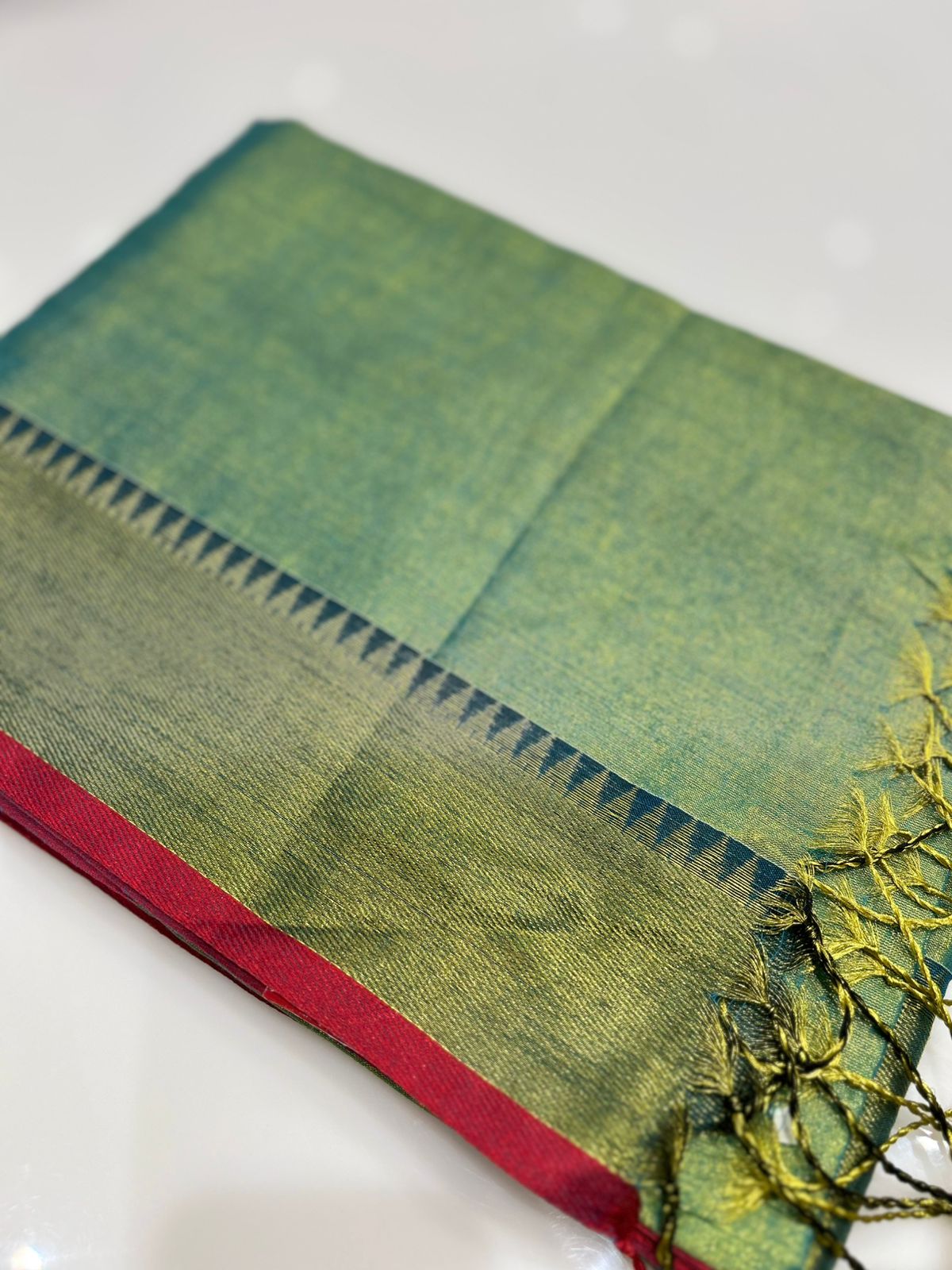 Tissue Saree- Green Shade search code 8520