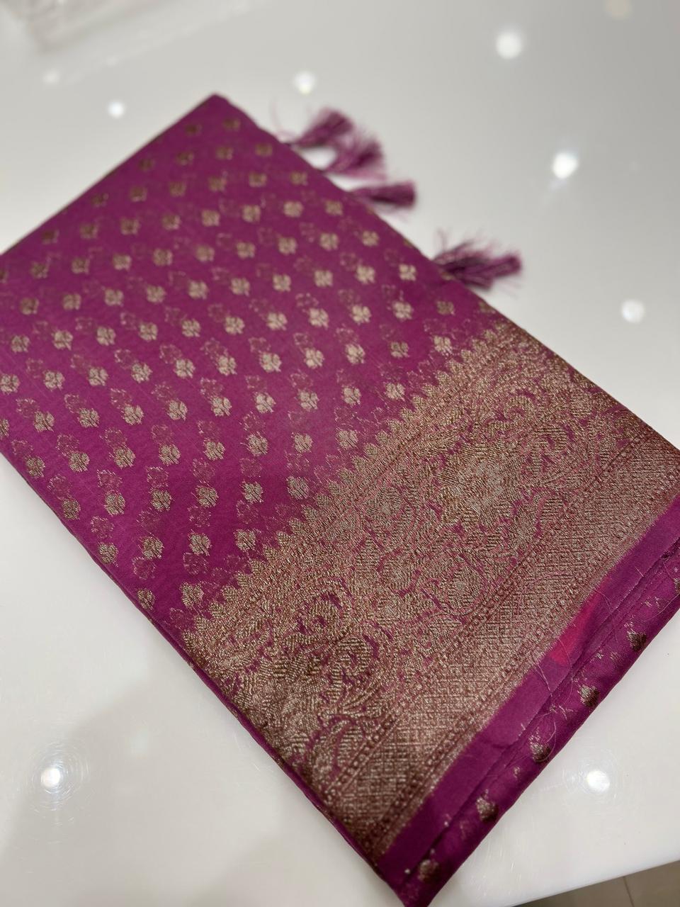 Semi banarasi saree -Dusty Pink shade  Search code 6709