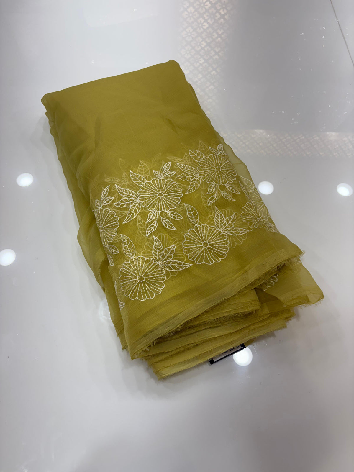 Running Material  -  Yellow Search code 5441