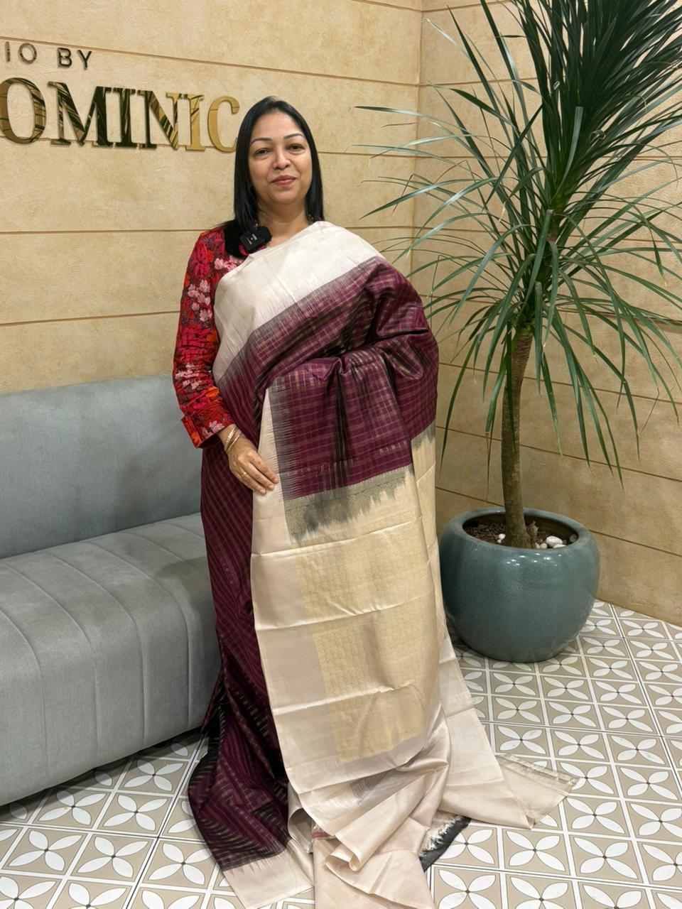 KANCHIPURAM SAREE -moon white and dark kanchi maroon shade Search code 8004