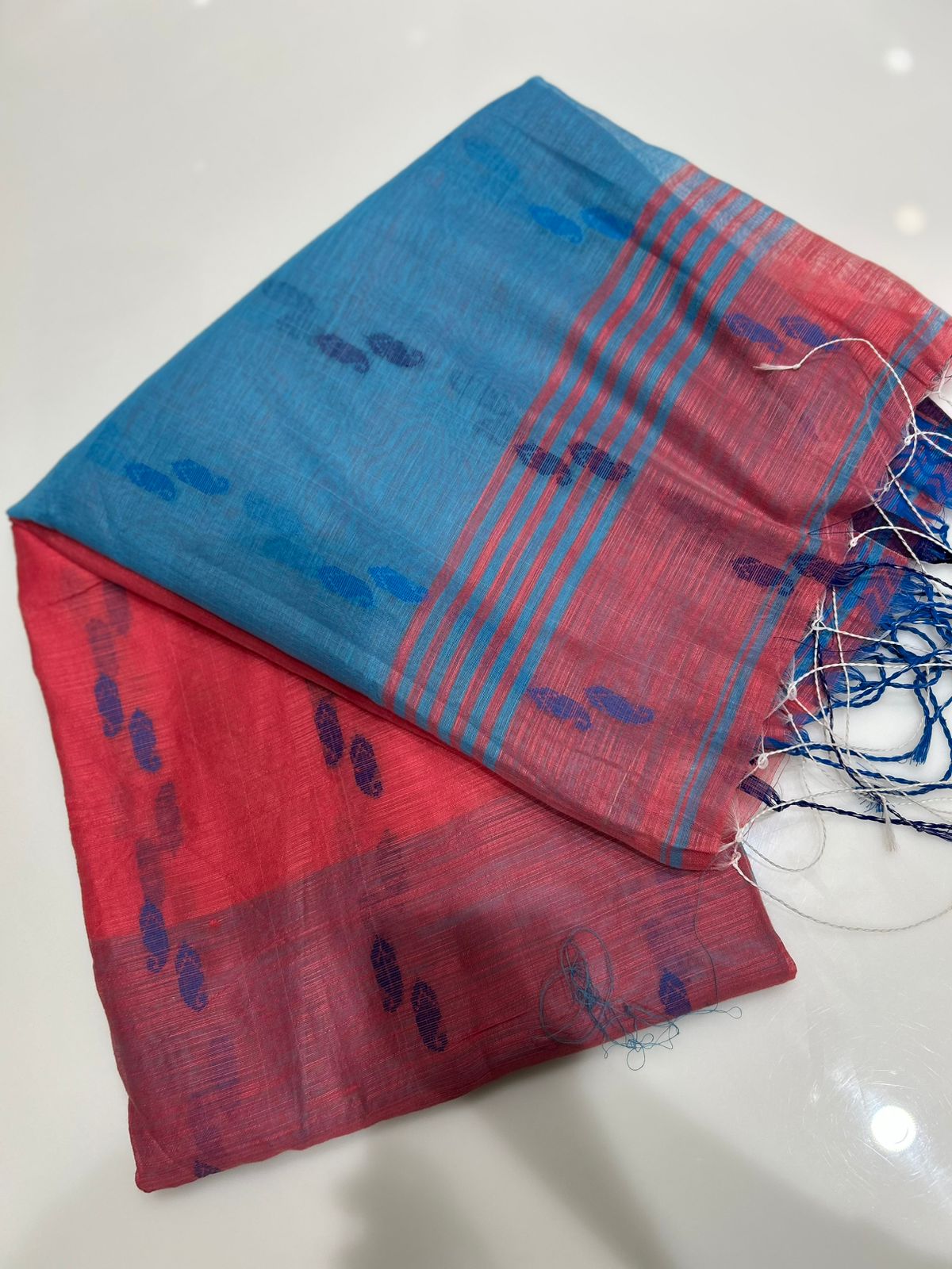 Cotton  Saree-Blue and Tomato  shade Search code 7401