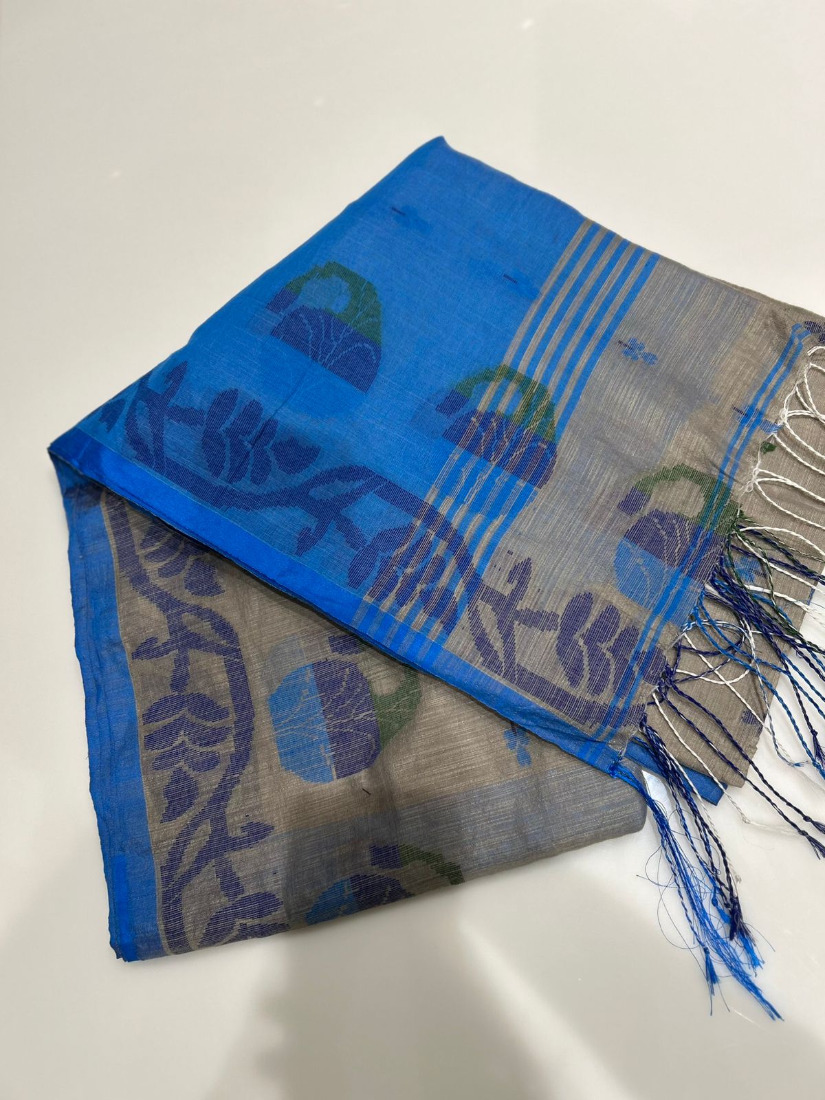 Cotton  Saree-Gray to Blue  shade Search code 7404