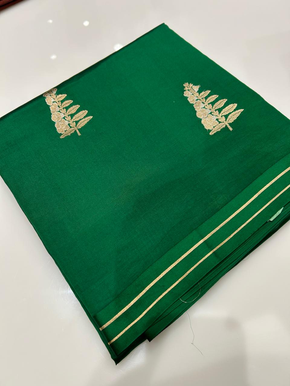 Soft kathan Silk Saree  -Green shade  Search code 5610