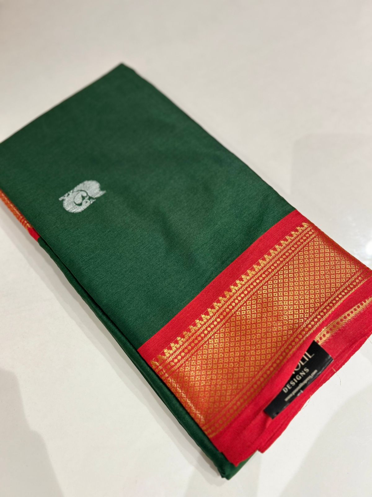 KANCHI COTTON SAREE -Green to Red shade Search code 6803