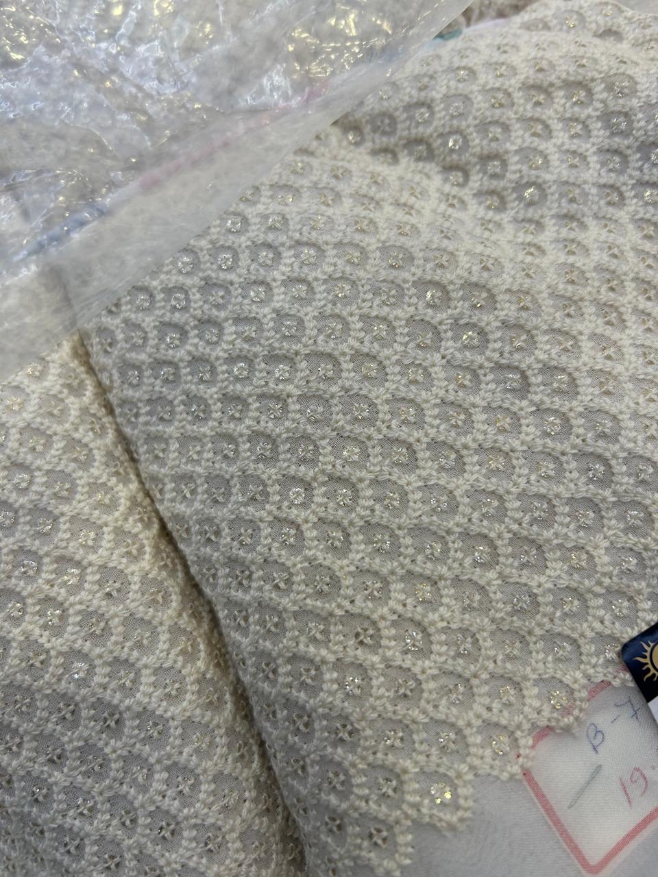 RUNNING MATERIAL -Off white Dyable   Search code 8104