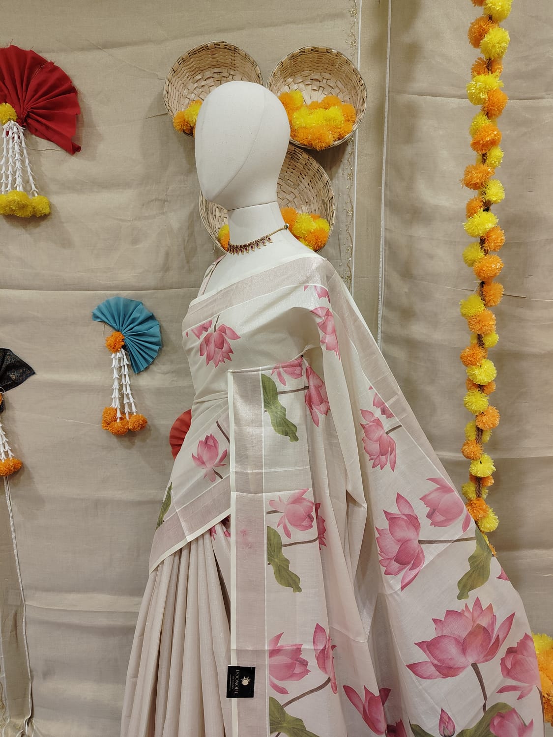 KERALA SAREE - Tissue Search code 4956