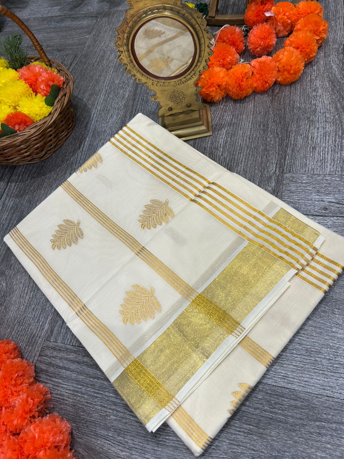 kerala saree -Cream Cotton  shade Search code 2100