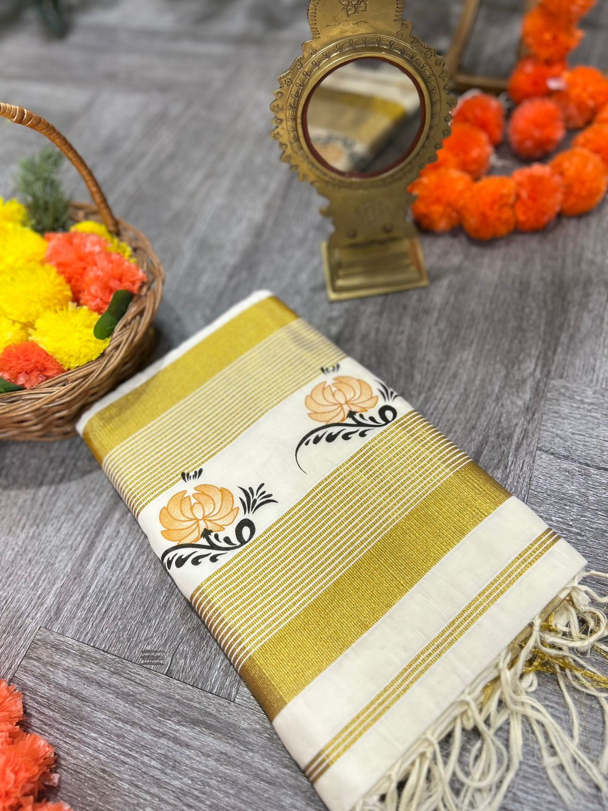 kerala saree - Cream Cotton  shade Search code 2107