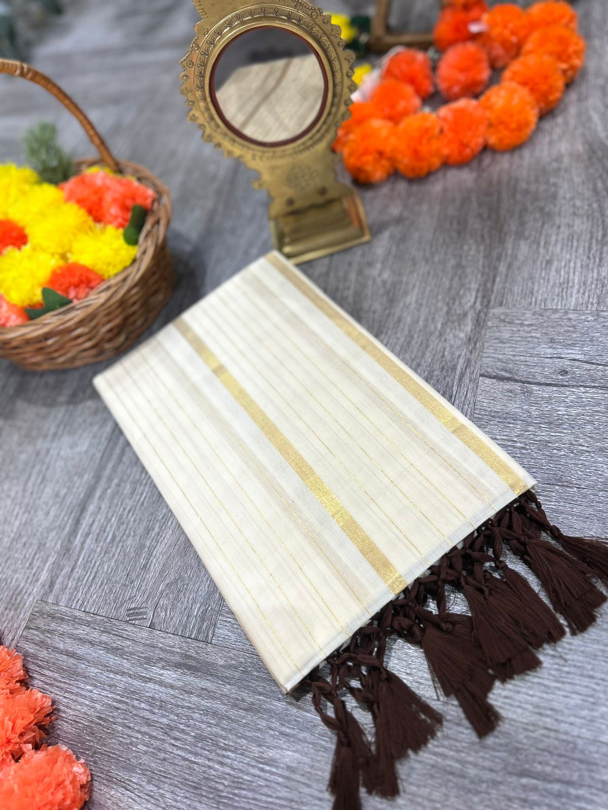 kerala saree - Cream Cotton  shade Search code 2117