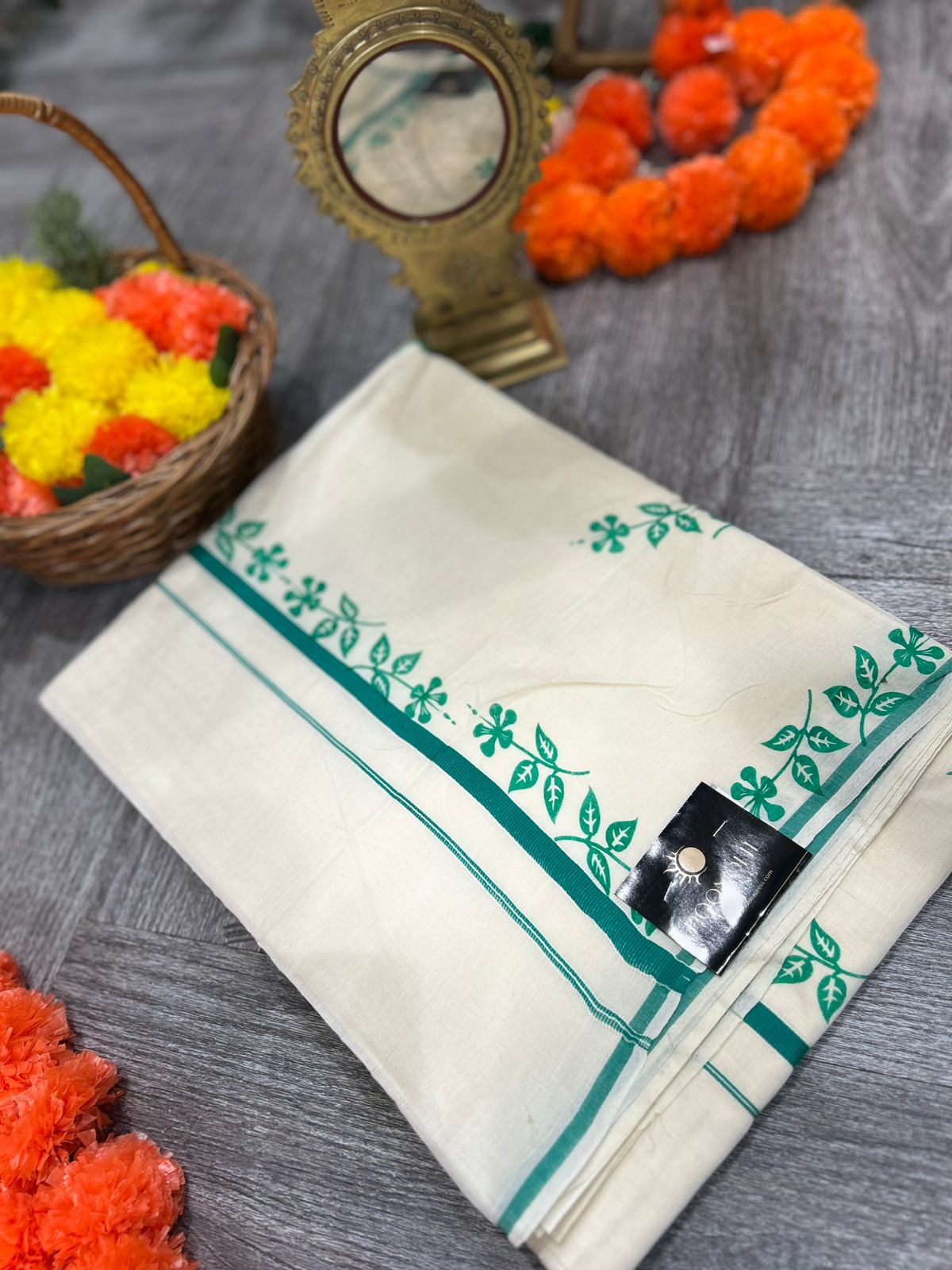 kerala saree - Cream Cotton  shade Search code 2122