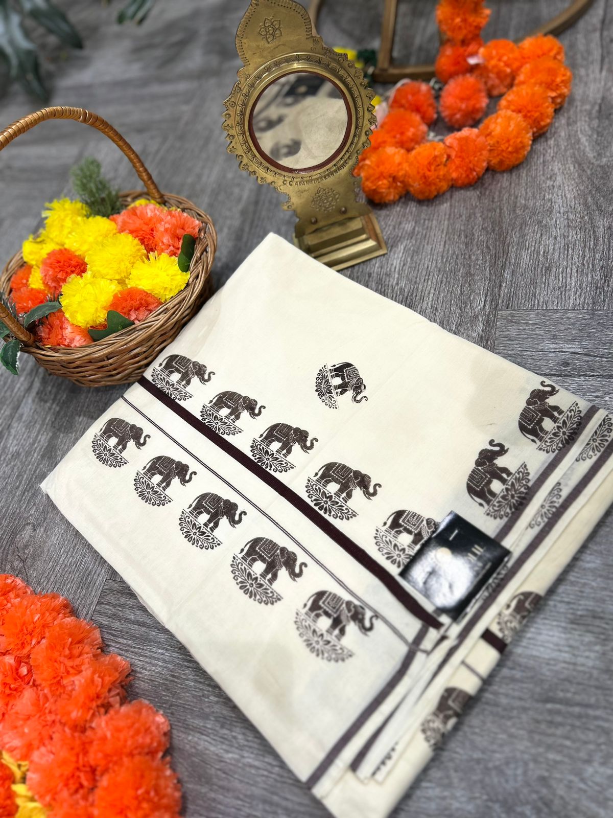 kerala saree - Cream Cotton  shade Search code 2126
