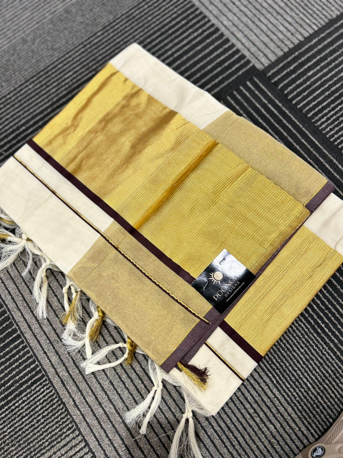 kerala saree - Golden cotton shade Search code 2158