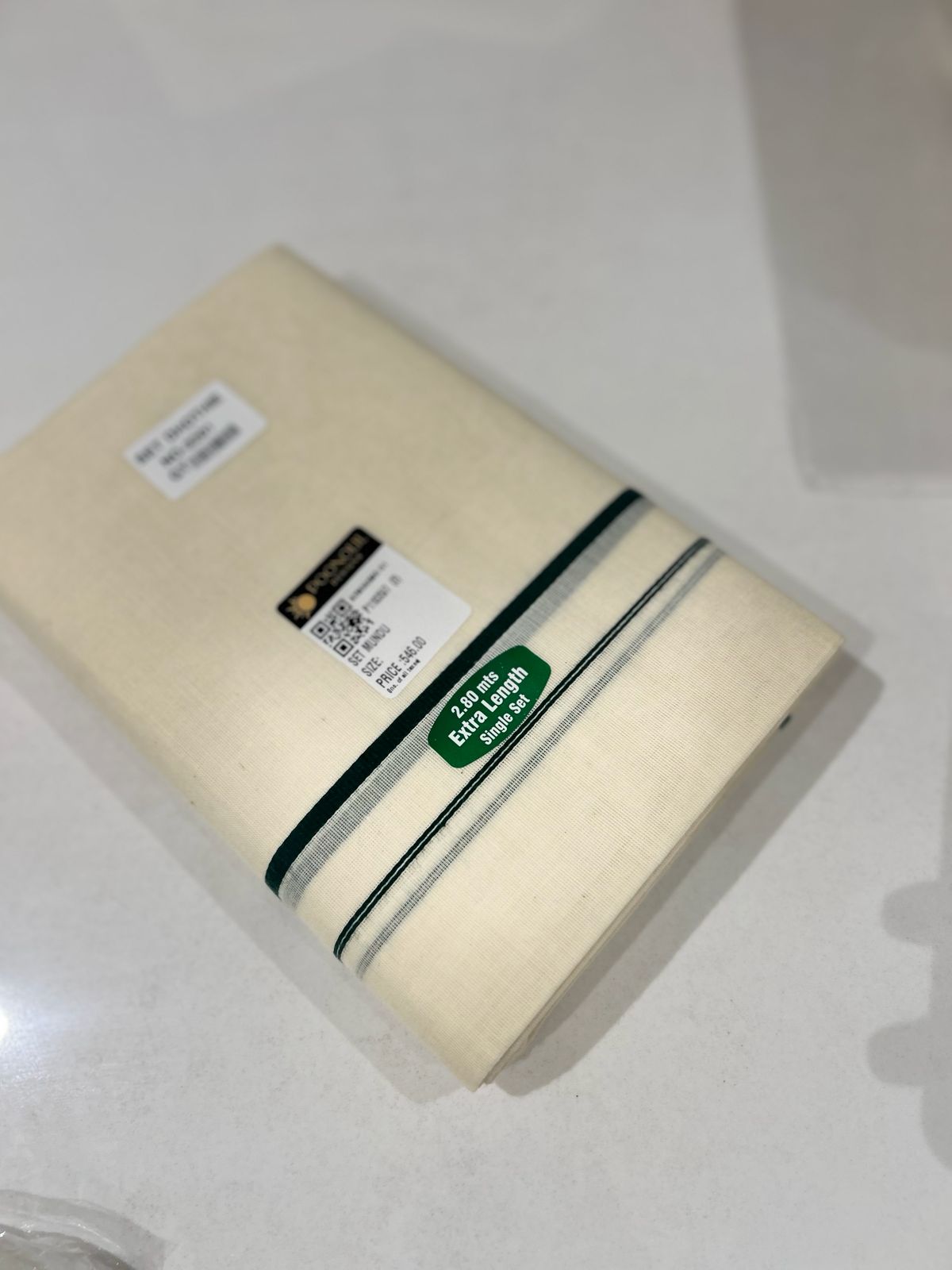 set mundu  - Golden cotton shade Search code 2180