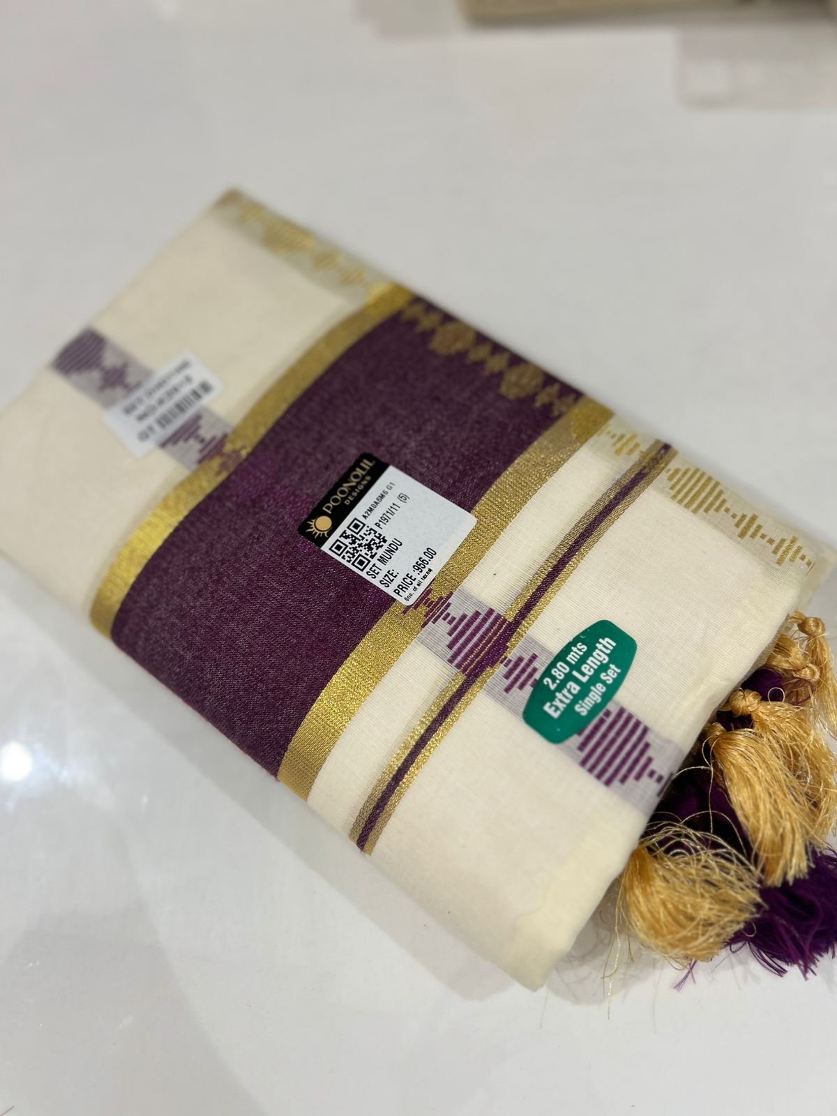set mundu  - Golden cotton shade Search code 2186