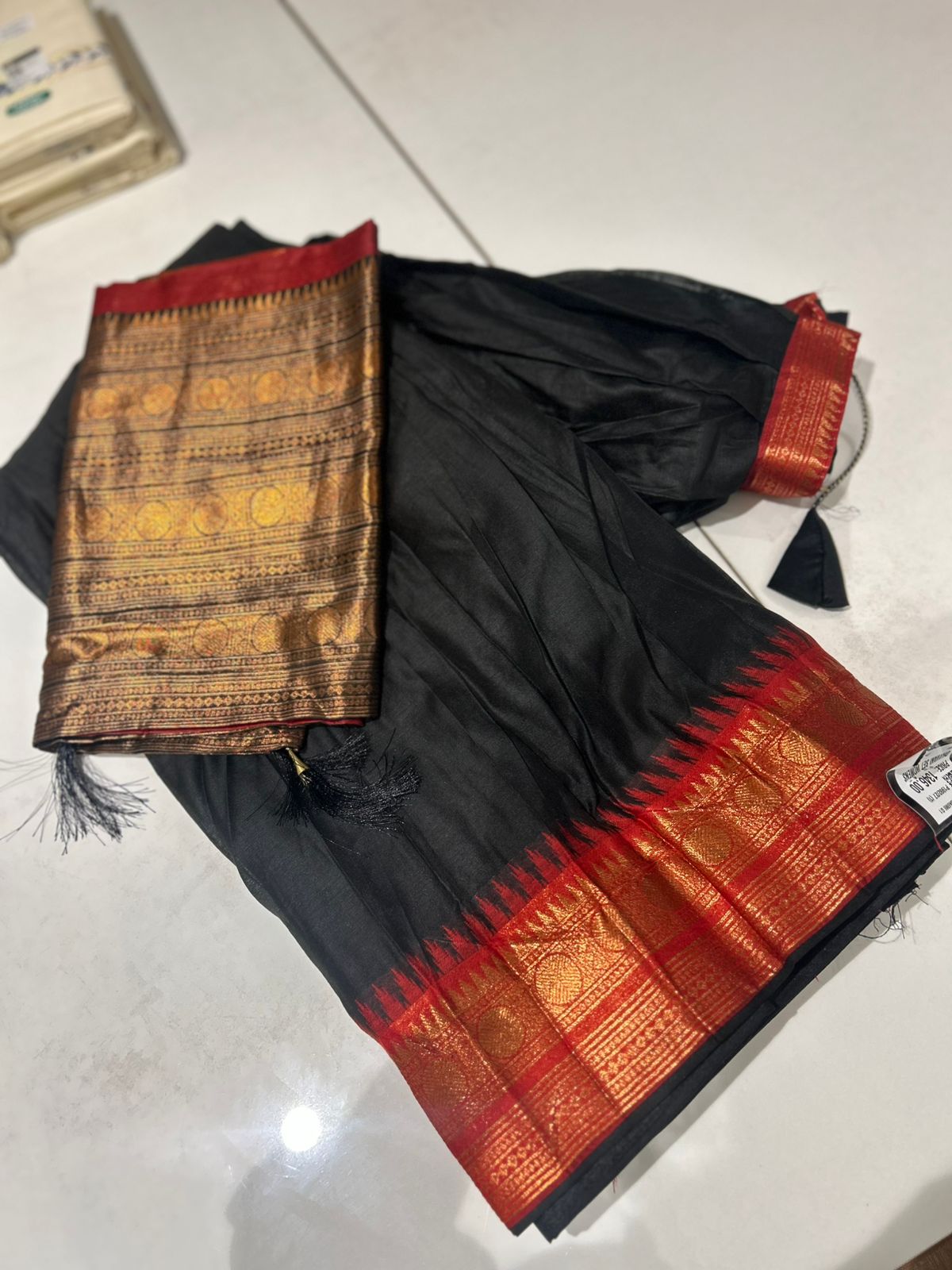 Davani- Black to maroon  Search code 3114