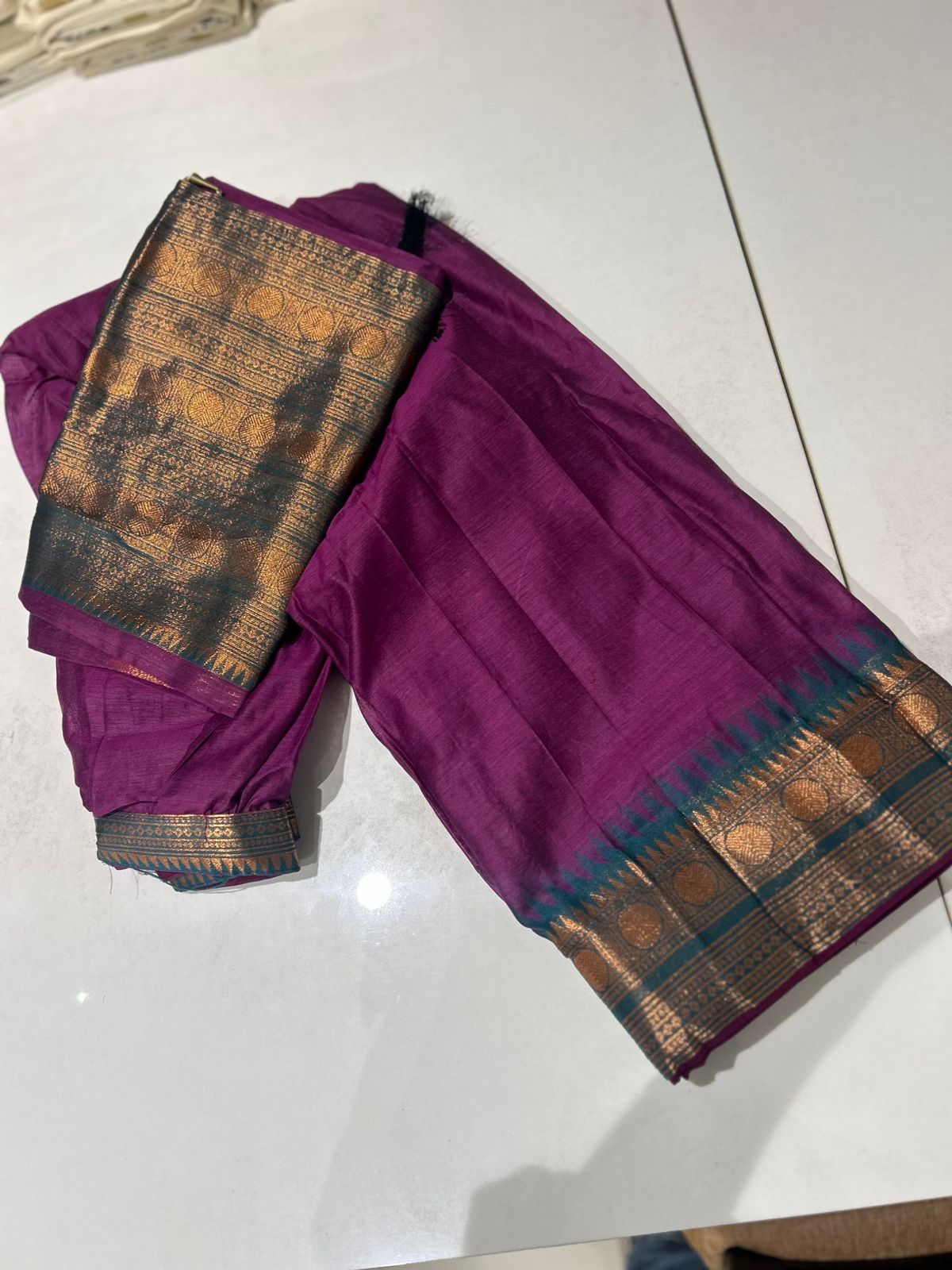 Davani- Vadamli to blue Search code 3117