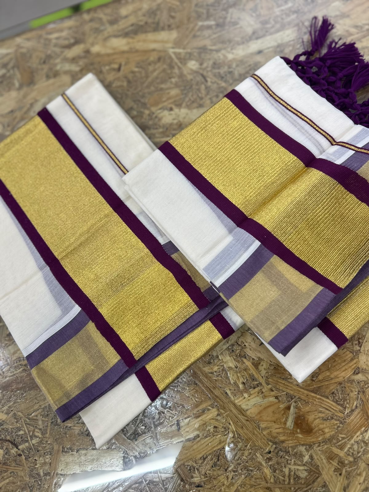 set mundu  - Golden cotton  and   shade Search code 9011