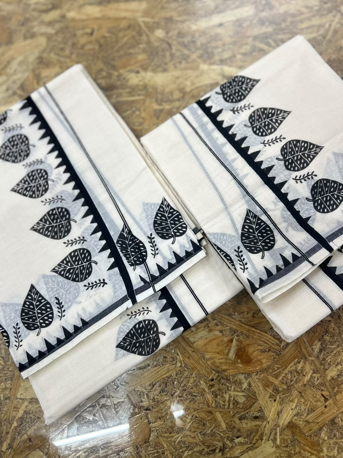 set mundu  - Golden cotton  and black   shade Search code 9012