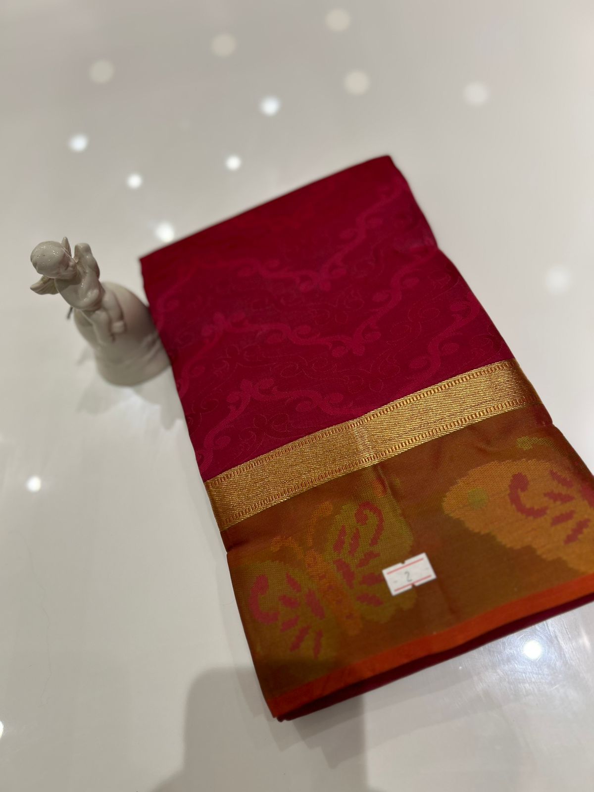 kanchipuram self imposing saree-  Ranni red Search code 6008