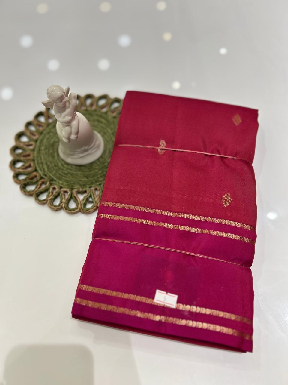 kanchipuram contrast  saree-Red to Ranni   Search code 6024